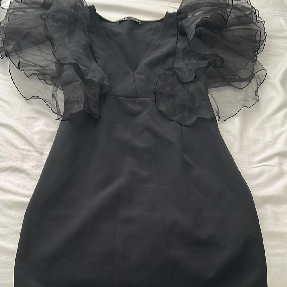 Elegant Black Dress with Ruffled Sleeves